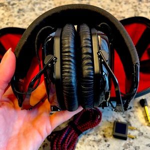v-moda wireless headphones